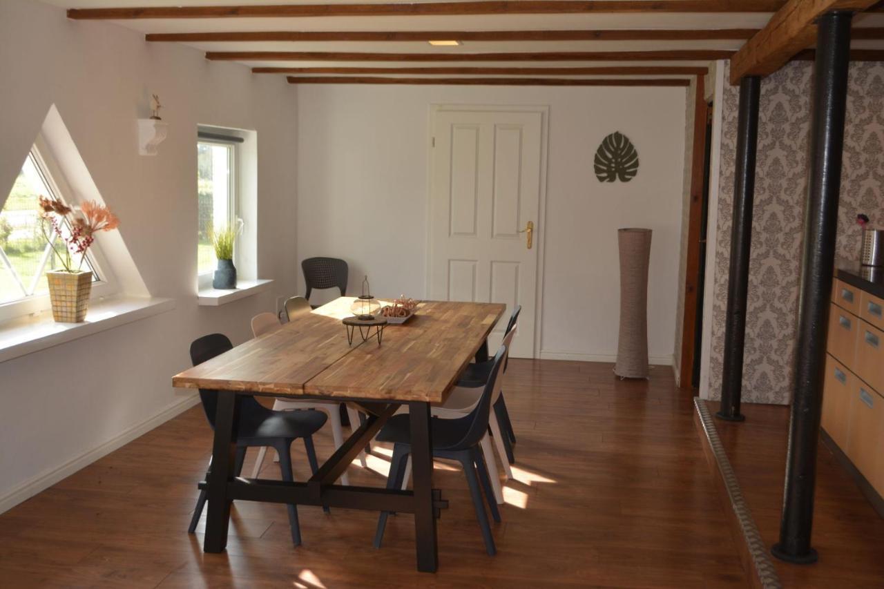 Ferienwohnung Grafenland Dersum Exteriör bild